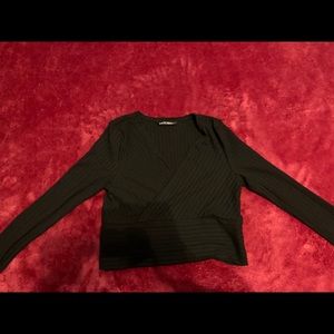 Black V-neck Crop Top